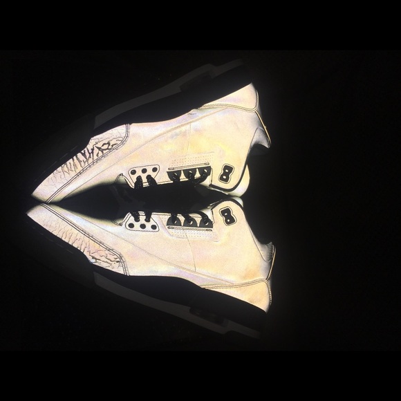 Retro Jordan 3 “5lab53” silver colorway - Picture 4 of 6